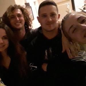 Meet your Posher, Drew